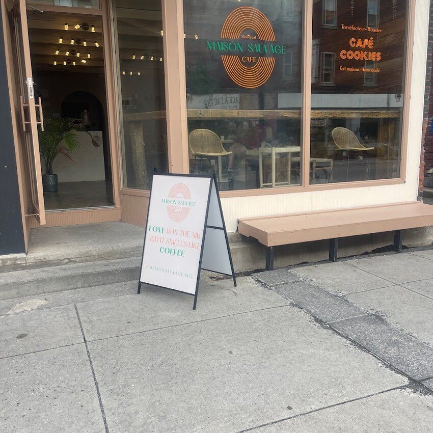 Maison Sauvage Caf&eacute; Restaurant