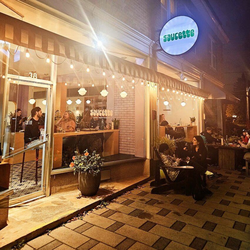 Saucette Caviste - Buvette de quartier -  Restaurants Near: J4K2Y1