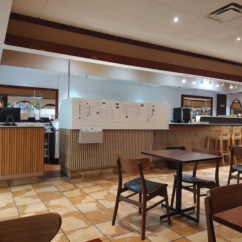 Qu&eacute;b&eacute;rac Deli Bar -  Restaurants Near: H8S2E8