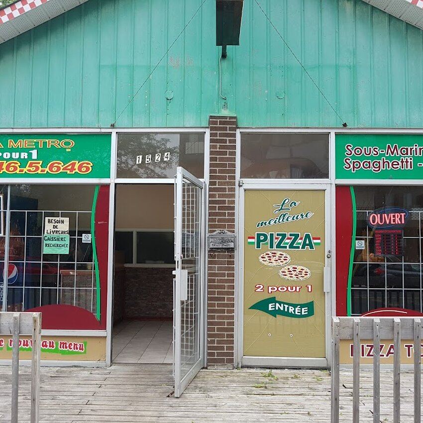 Pizza Metro -  Restaurants Near: J4K2Y1