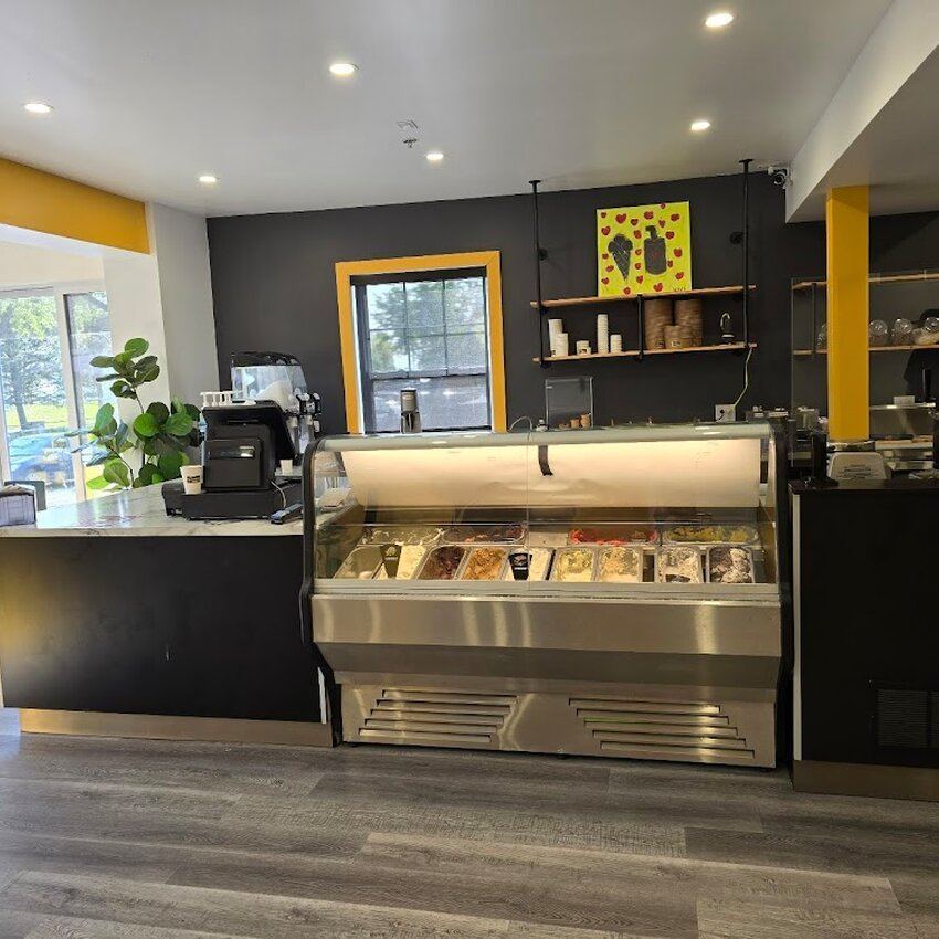 Le caf&eacute; Gofretta Jones - Lachine Takeout Available Restaurants
