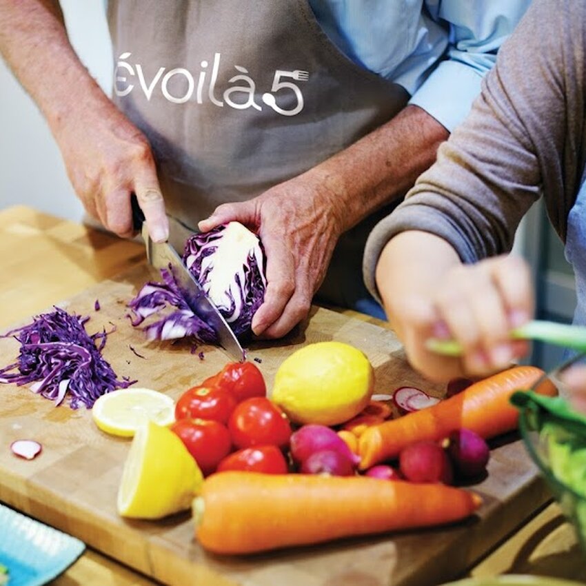 &eacute;voil&agrave;5 -  Restaurants Near: J6A2N9