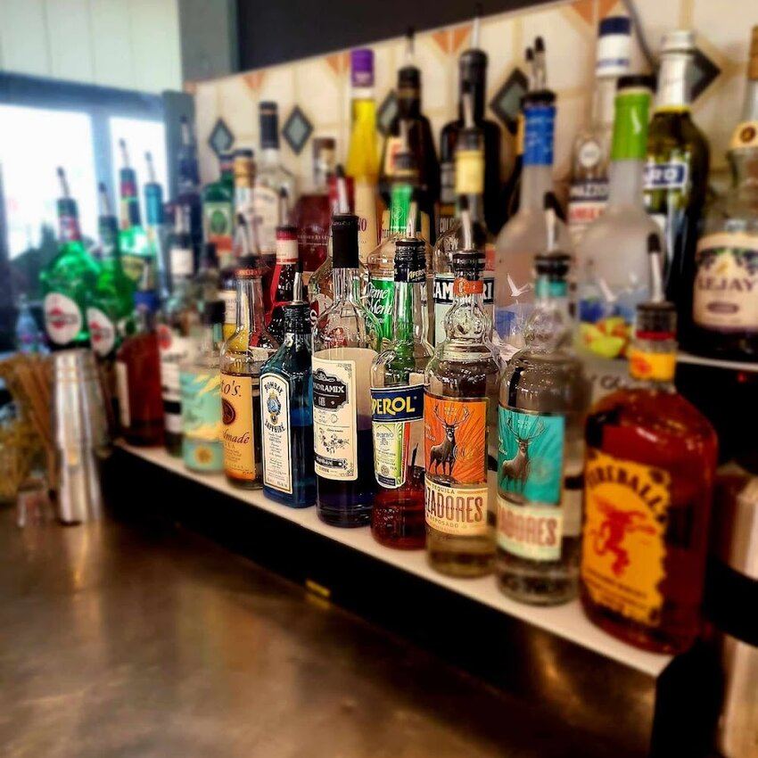 LoCal - Restaurants pr&egrave;s de: J8E2Y2