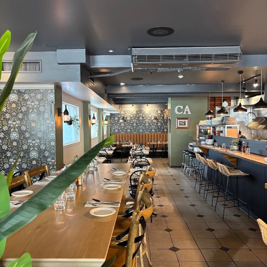 Le C.A. Resto Traiteur - Restaurants pr&egrave;s de: J6E2K3