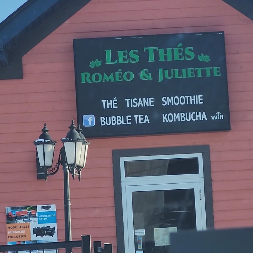 The Romeo and Juliet Teas - Restaurants pr&egrave;s de: J6E2K3