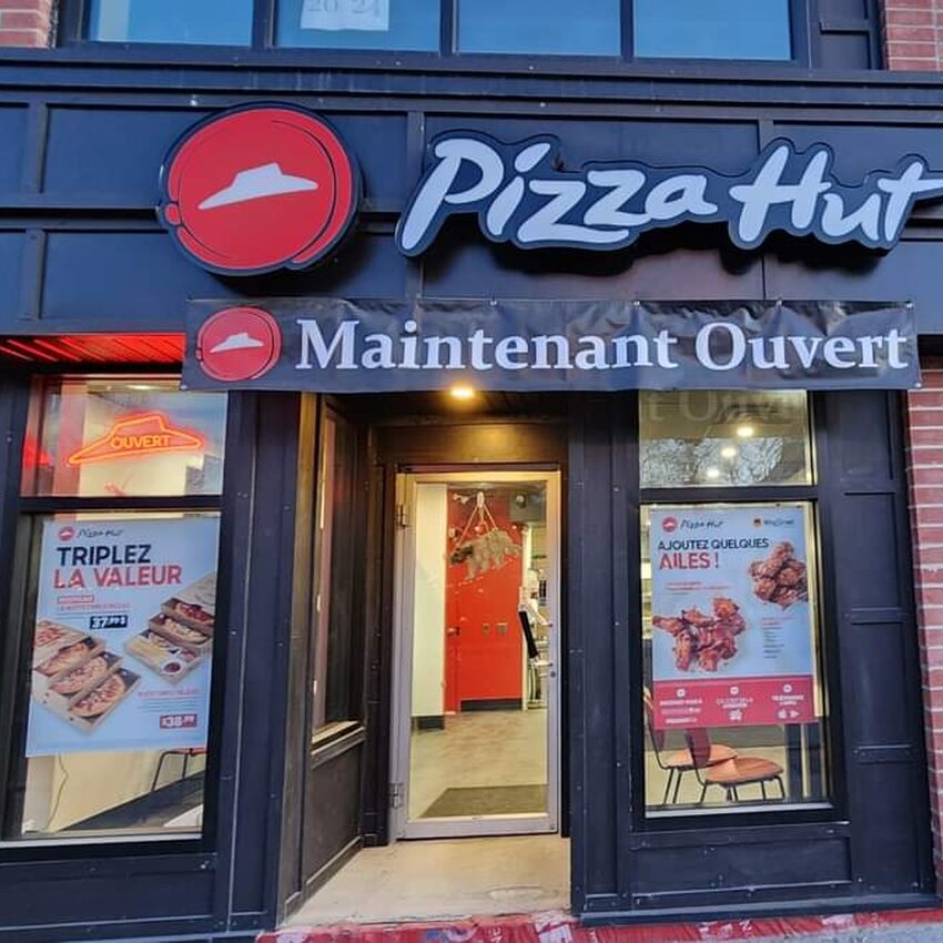Pizza Hut -  Restaurants Near: J8H2N2