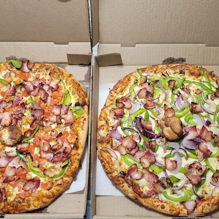 STAR PIZZA -  Restaurants Near: J8H2N2