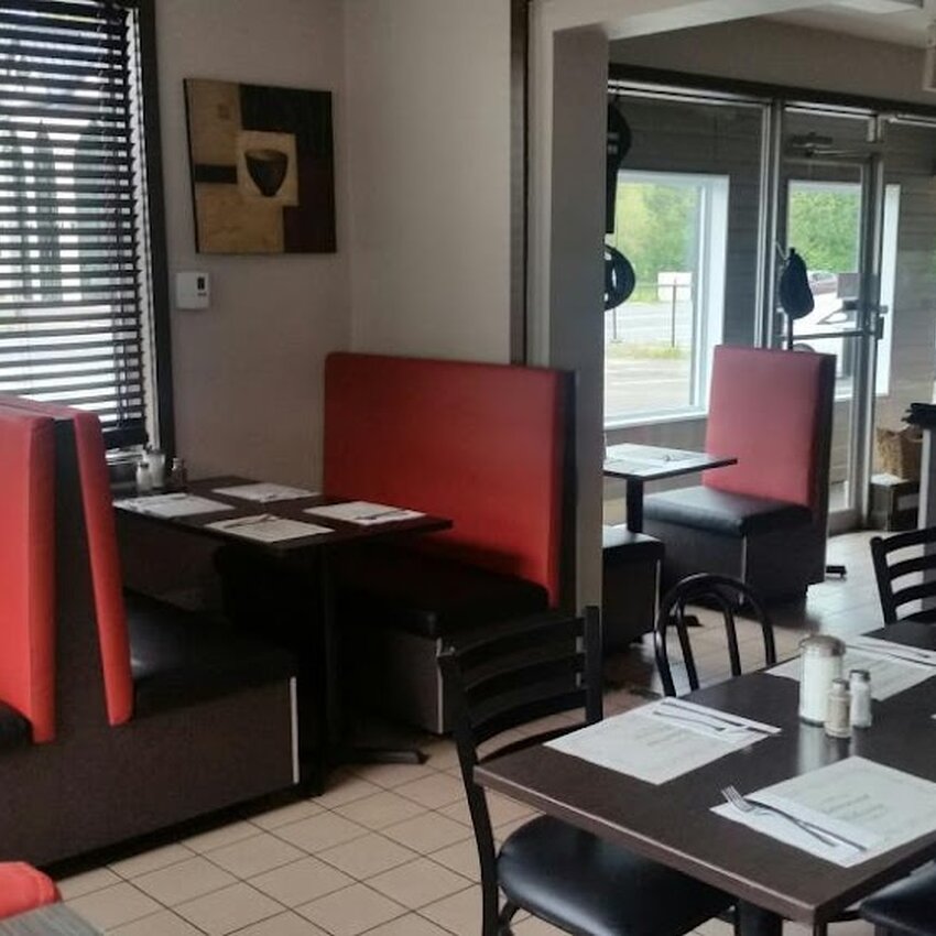 Resto Lachute -  Restaurants Near: J8H2N2