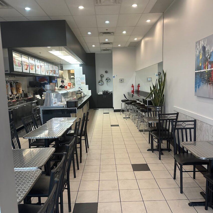 Amir - Restaurants pr&egrave;s de: J5C1B3