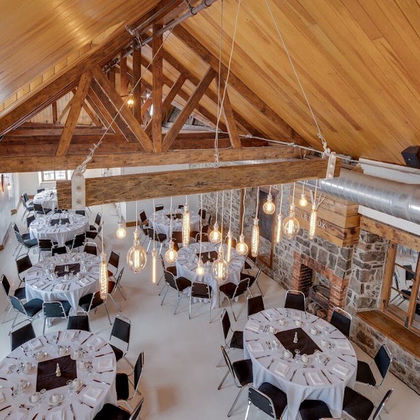 Le Vieux - salle de r&eacute;ception -  Restaurants Near: J5R2E7