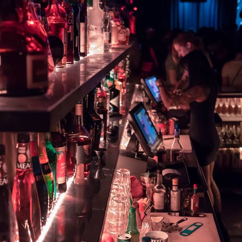 Le Salon Daom&eacute; - Bars Le Plateau-Mont-Royal