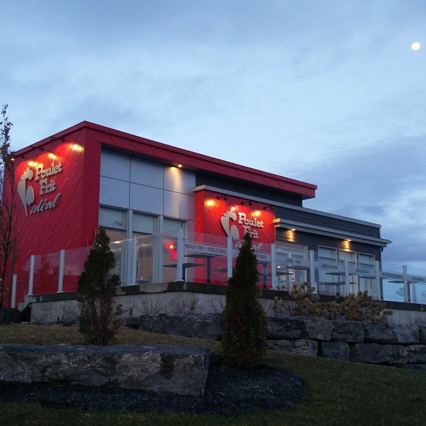 Poulet Frit Id&eacute;al Restaurant