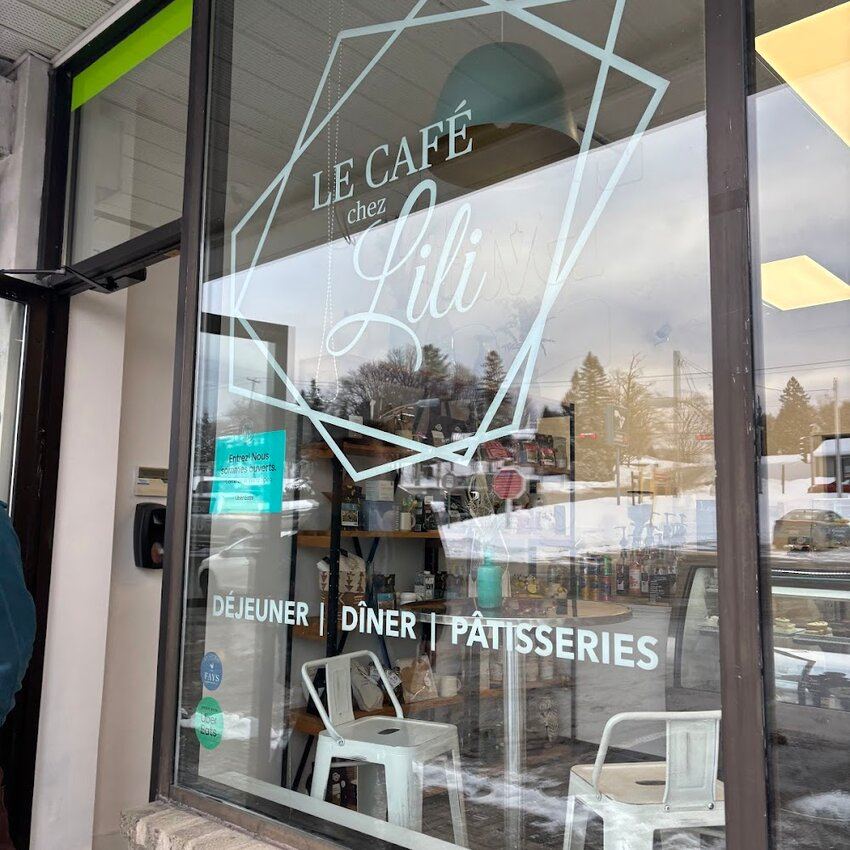 Le Caf&eacute; chez Lili - Restaurants Commande en ligne Saint-J&eacute;r&ocirc;me - Avis, photos et menus