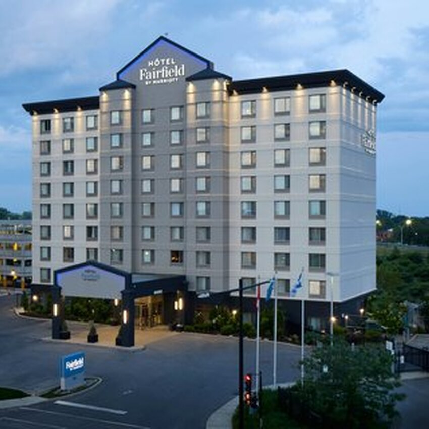 Napa Lounge - Restaurants Dorval