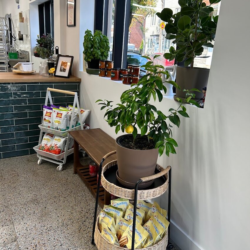 Pastamalfi -  Restaurants Near: H4E3H8