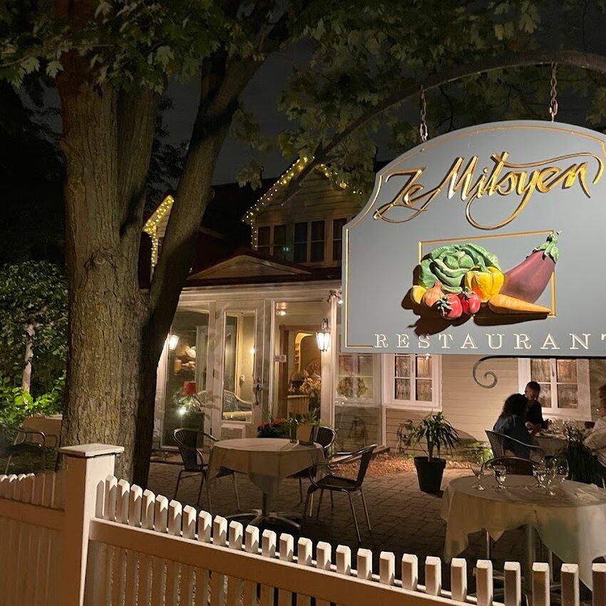 Le Mitoyen - Sainte-Doroth&eacute;e Restaurants