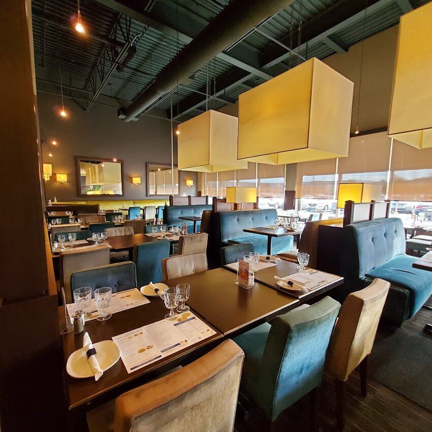 Au Vieux Duluth - Restaurants pr&egrave;s de: H4L1B6