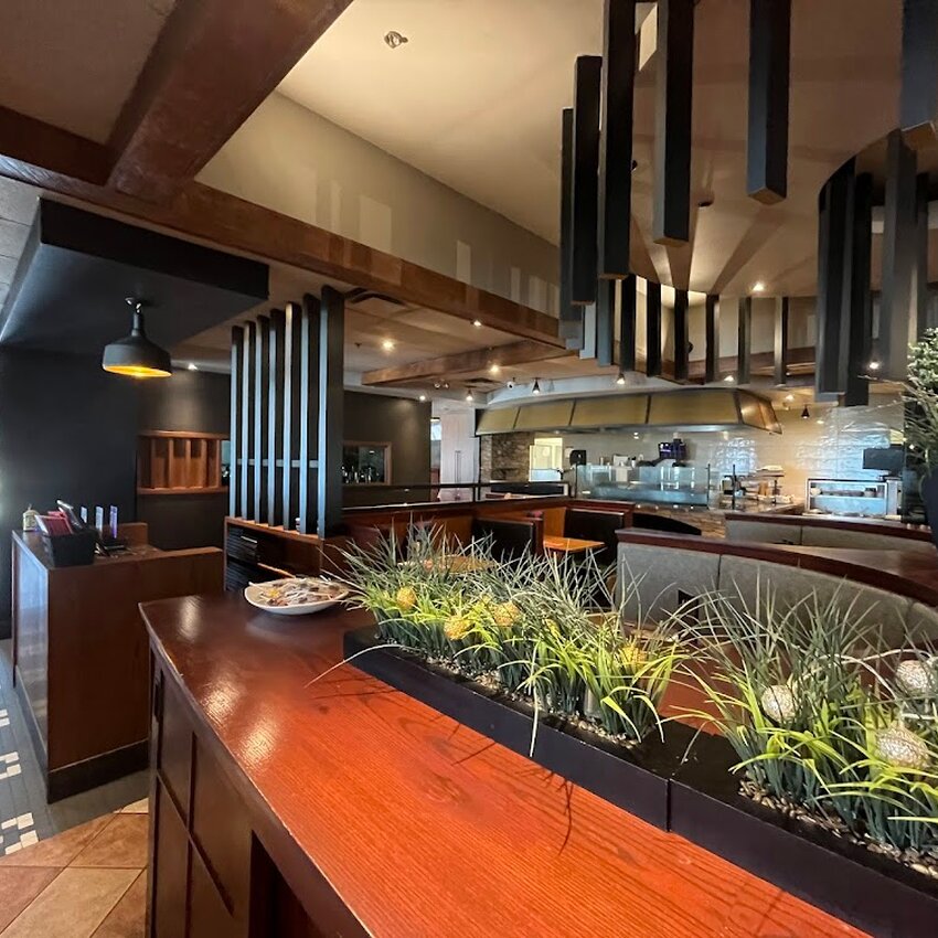 R&ocirc;tisserie St-Hubert - Restaurants pr&egrave;s de: J7V7W1