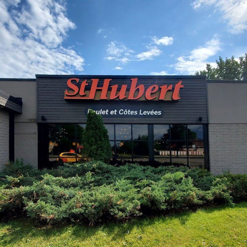 R&ocirc;tisserie St-Hubert -  Restaurants Near: J4Y0B3