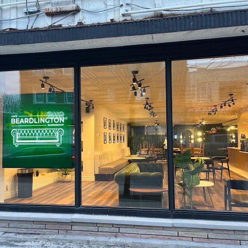 Caf&eacute; Beardlington -  Restaurants Near: H4E1X8