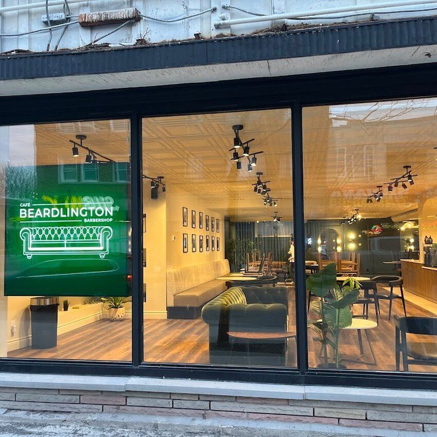 Caf&eacute; Beardlington - Restaurants pr&egrave;s de: H4E3H9