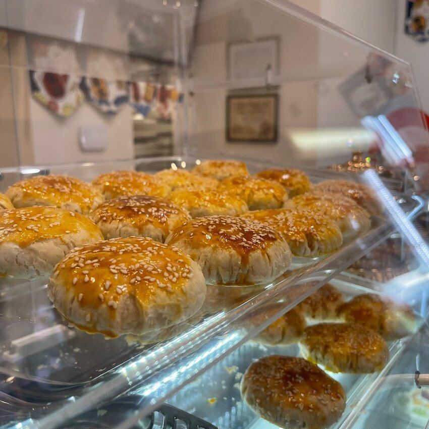 Nana Caf&eacute; & Bar - Restaurants pr&egrave;s de: H4N1C8