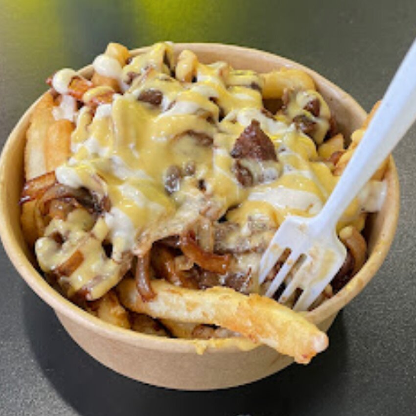 Chicken Plus + - Pointe St-Charles Takeout Available Restaurants