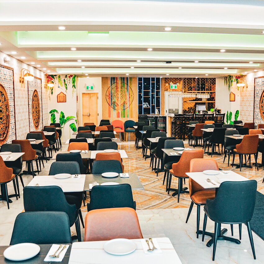 Gujarat Palace - Restaurants Cr&eacute;atives Parc-Extension