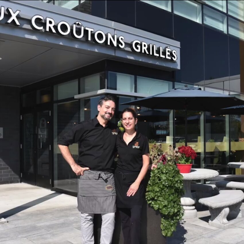 Croutons Grill&eacute;s 2.0 -  Restaurants Near: J2W2V1