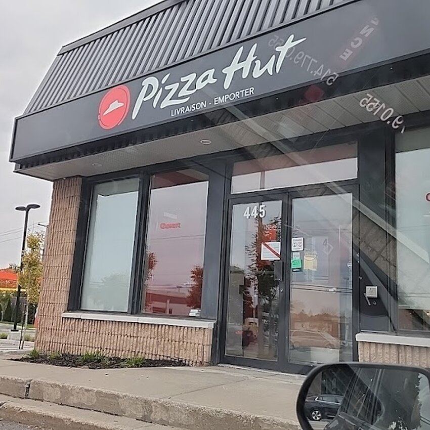 Pizza Hut Restaurant
