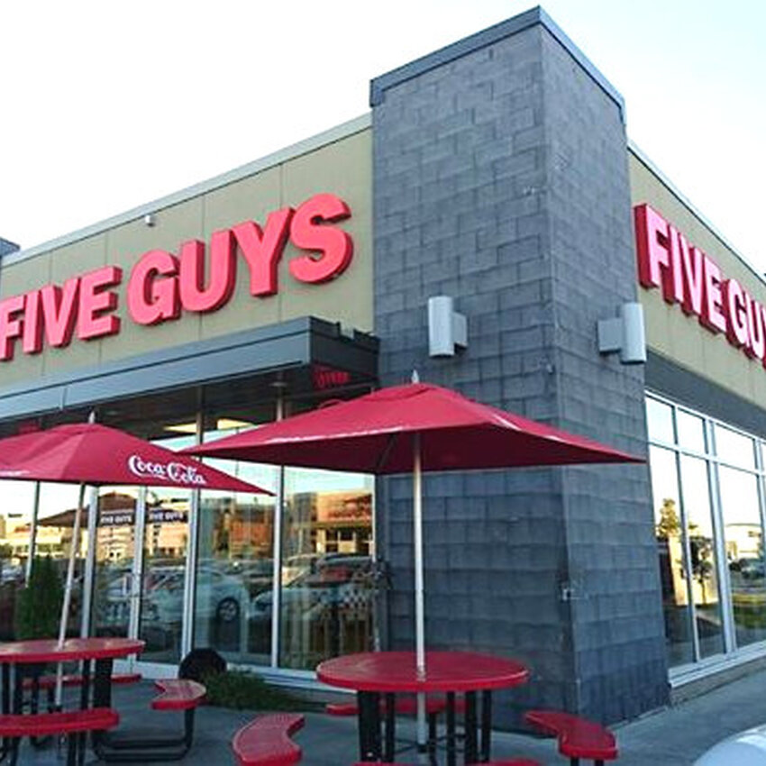 Five Guys Burgers - Restaurants Quartier Dix30