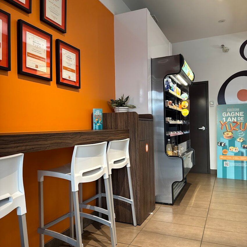 Yuzu Sushi - Restaurants pr&egrave;s de: J6V1S6