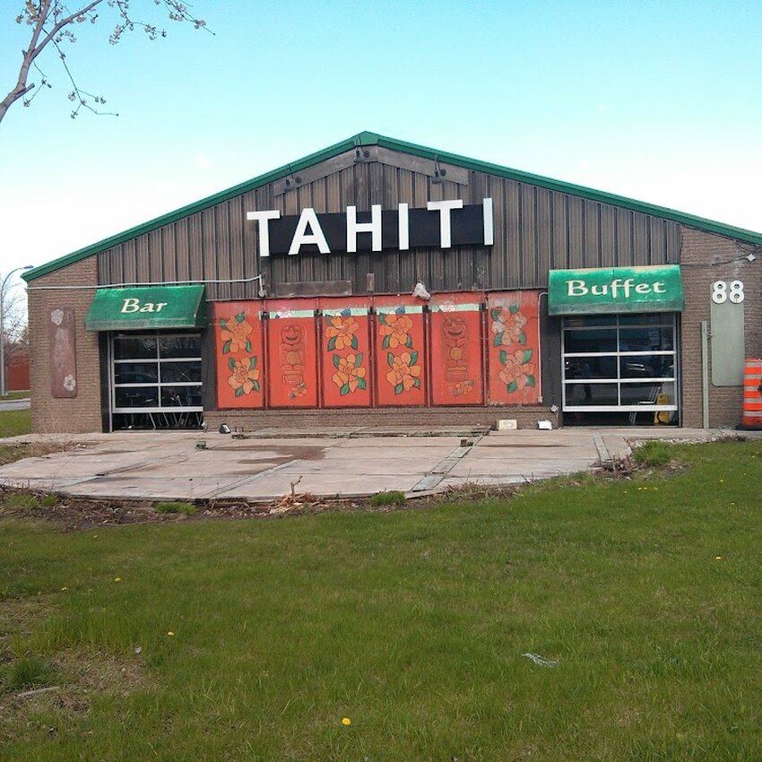 Tahiti -  Restaurants Near: J0L1B0