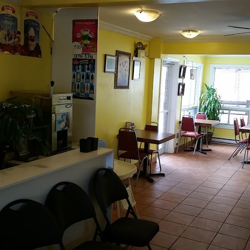 L'&eacute;piphanie Pizzeria - Restaurants pr&egrave;s de: J5X2W2