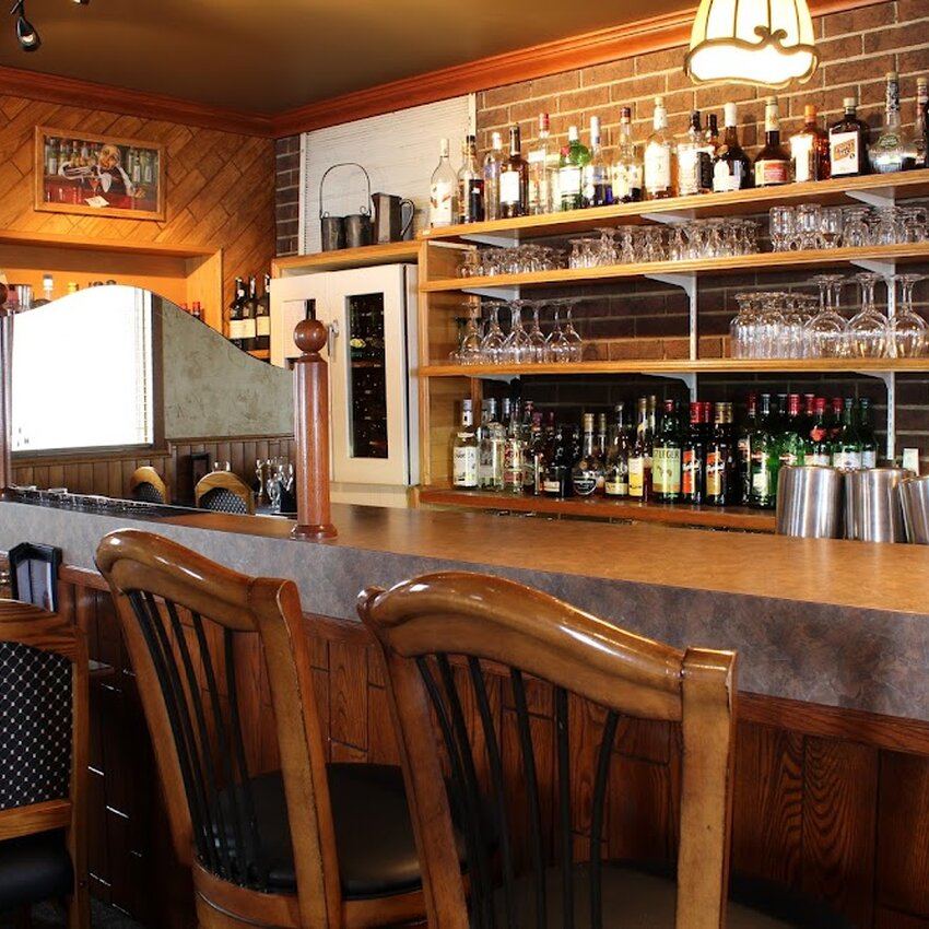 La Chaumi&egrave;re Bifteck -  Restaurants Near: J6E1E5