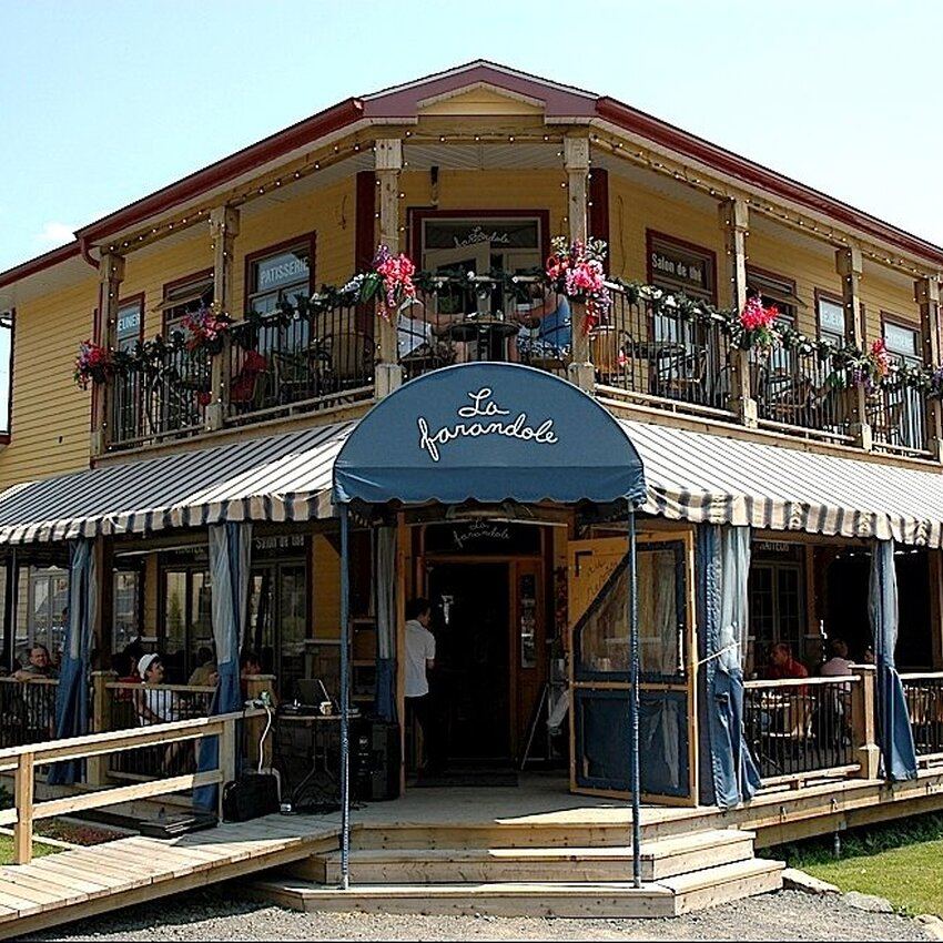 La Farandole -  Restaurants Near: J8B2M3