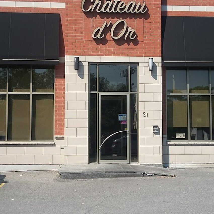 Ch&acirc;teau d'Or - Restaurants pr&egrave;s de: J7G1B1