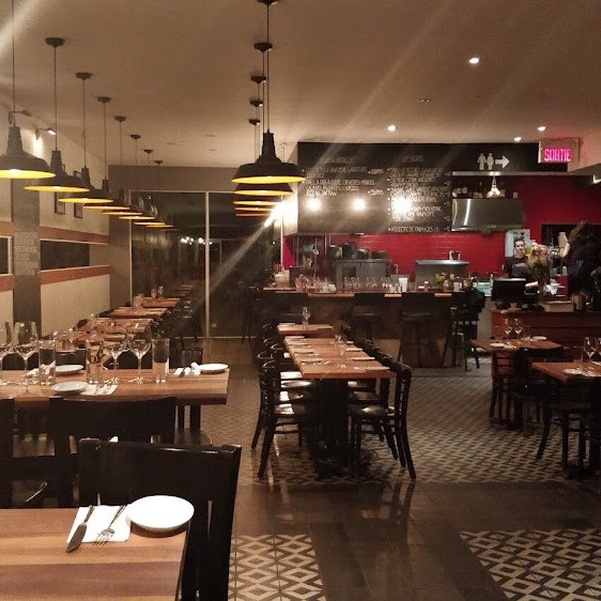 Dur &agrave; Cuire -  Restaurants Near: J4K1C8