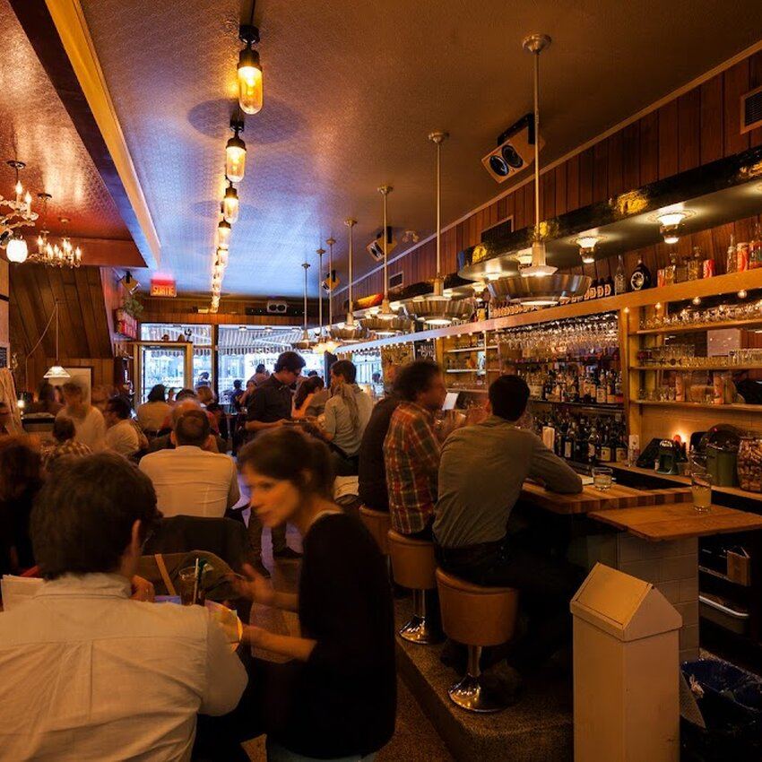 Le Majestique Montr&eacute;al Restaurant