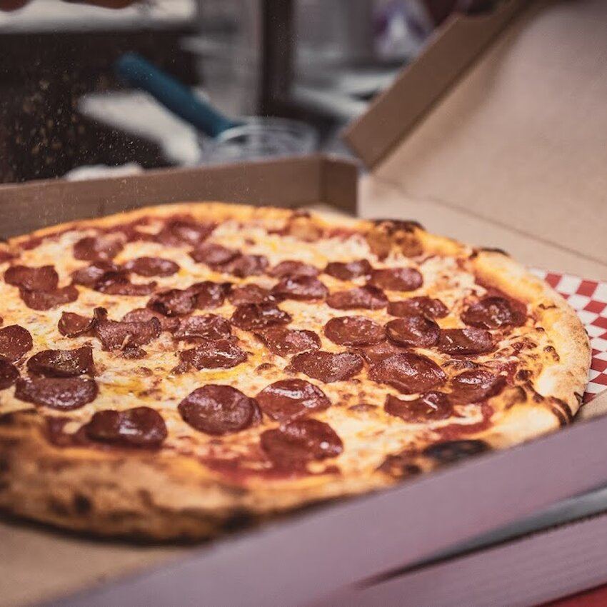 Pizzeria Cortina - Restaurants pr&egrave;s de: H1C1P8