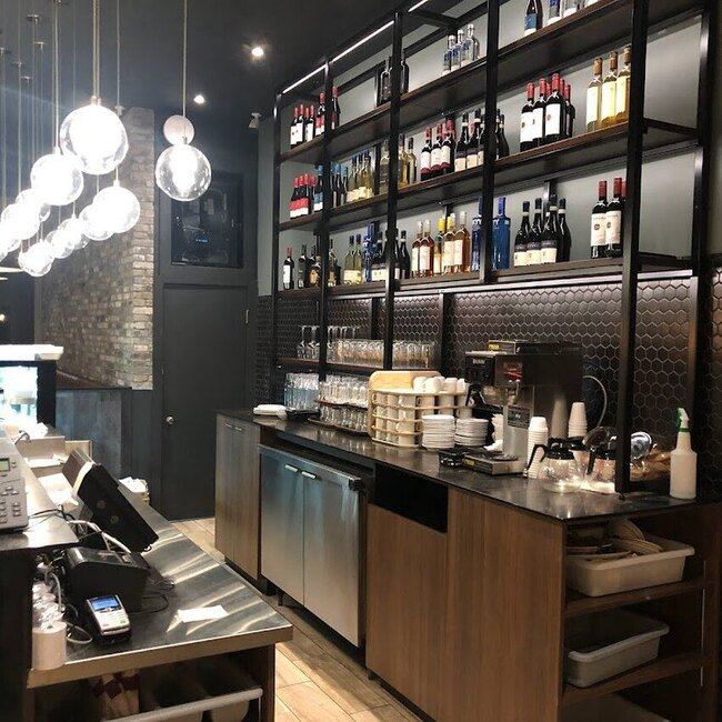 New Verdun Restaurant - Restaurants pr&egrave;s de: H4G1G4