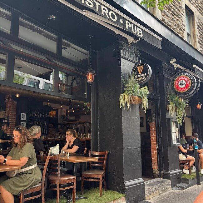 Nyks Bistro Pub - Restaurants Pub Centre-ville