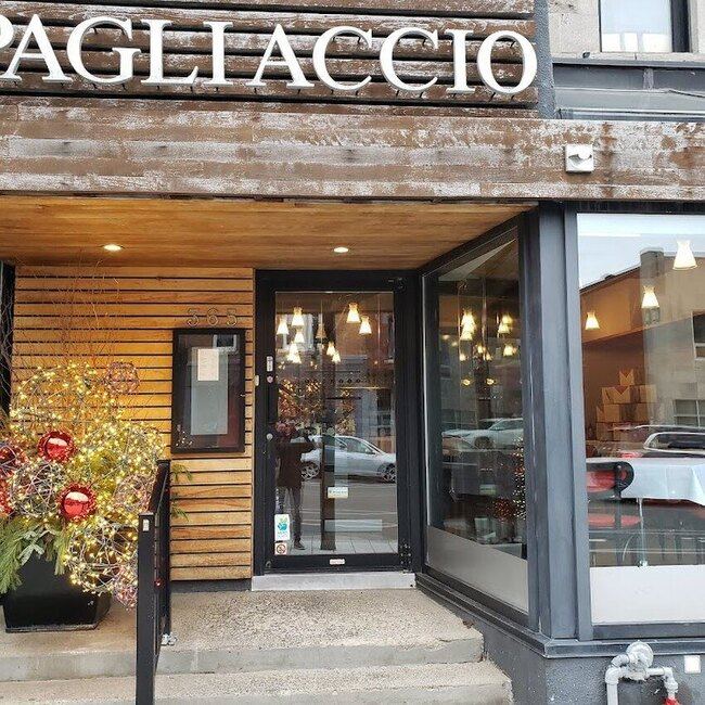 Il Pagliaccio - Outremont Good For Groups Restaurants