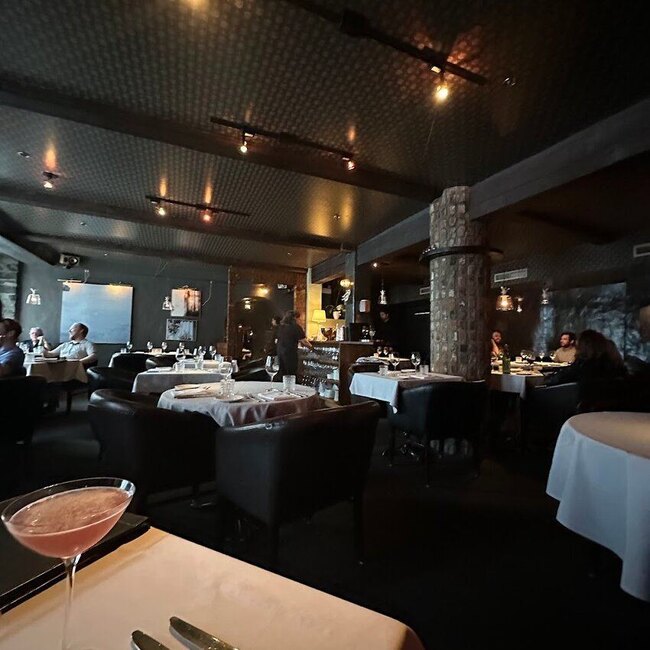 Le Club Chasse Et Pêche Montreal - Menu, Reviews & More January 2026