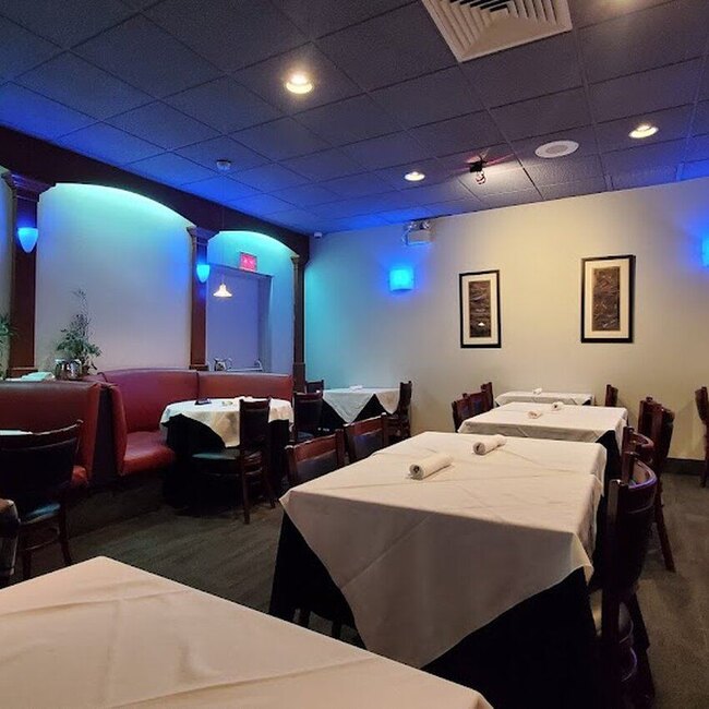 La Perle Dollard-des-Ormeaux - Menu, Reviews & More December 2025