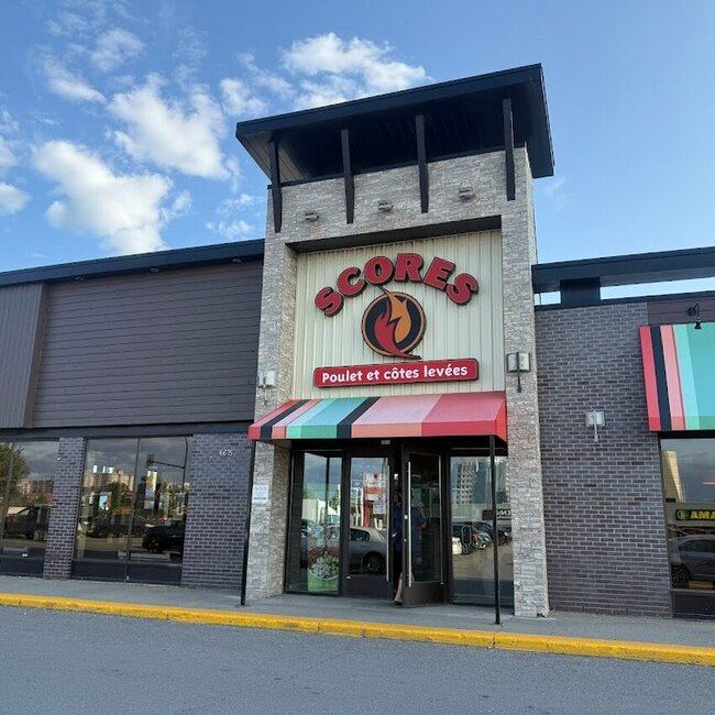 Scores - Montreal-East Restaurants