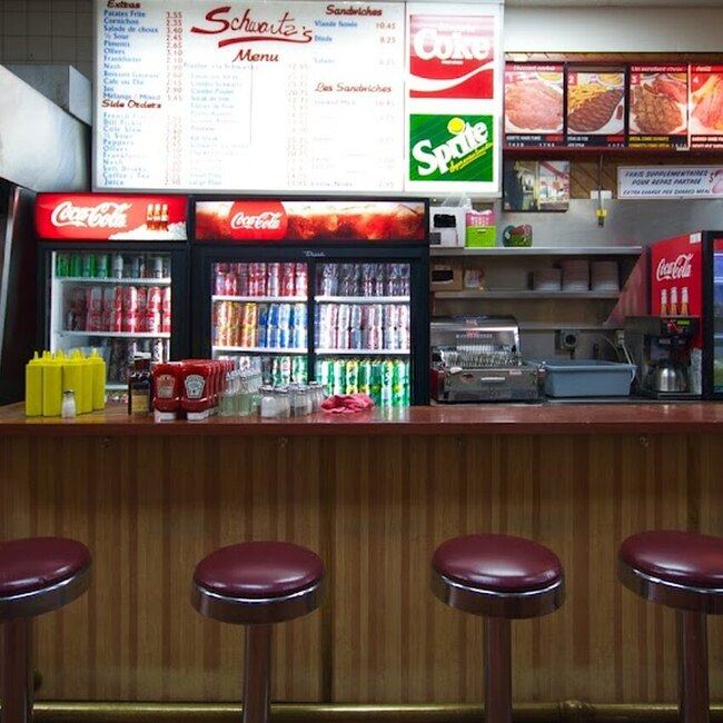 Schwartz's Deli Montreal - Menu, Reviews & More January 2026