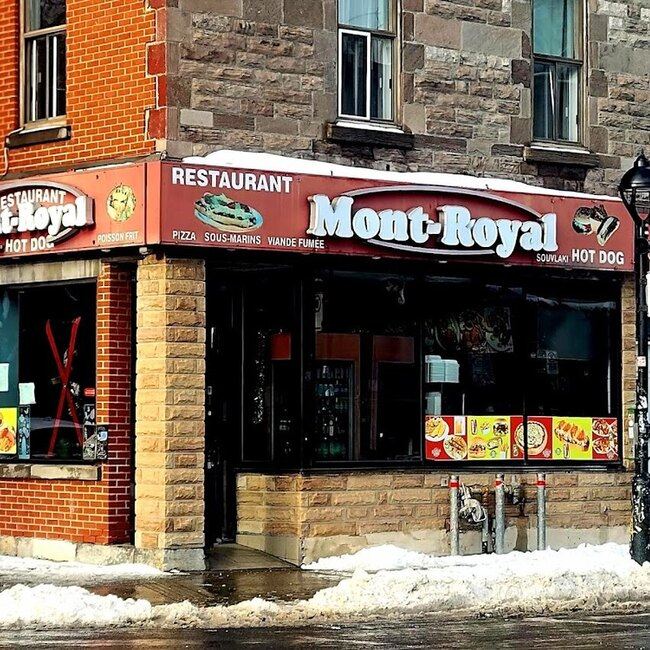 Mont Royal Hot Dog - Restaurants &Eacute;clectiques Le Plateau-Mont-Royal