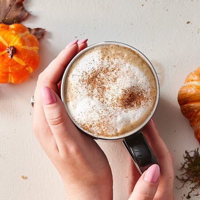 Caf&eacute; Vienne -  Restaurants Near: H2V2K3