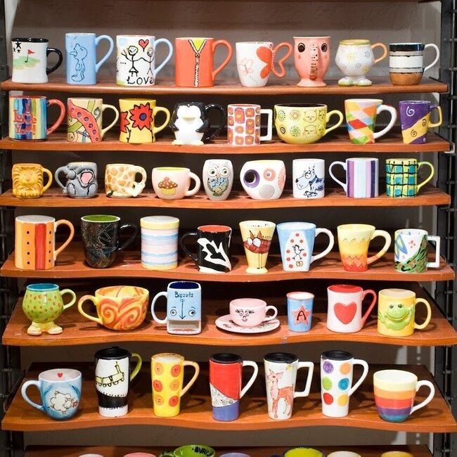 C&eacute;ramic Caf&eacute; -  Restaurants Near: H7M3Y2